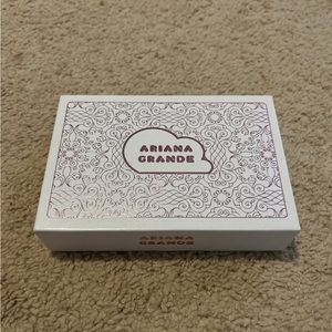Ariana Grande playing cards set